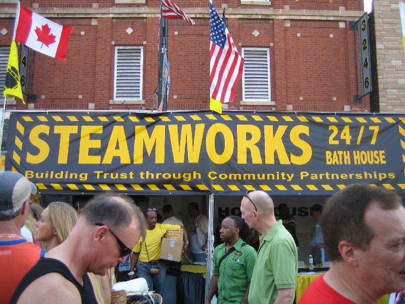 steamworks_bathhouse_chicago_market_days_2005.jpg